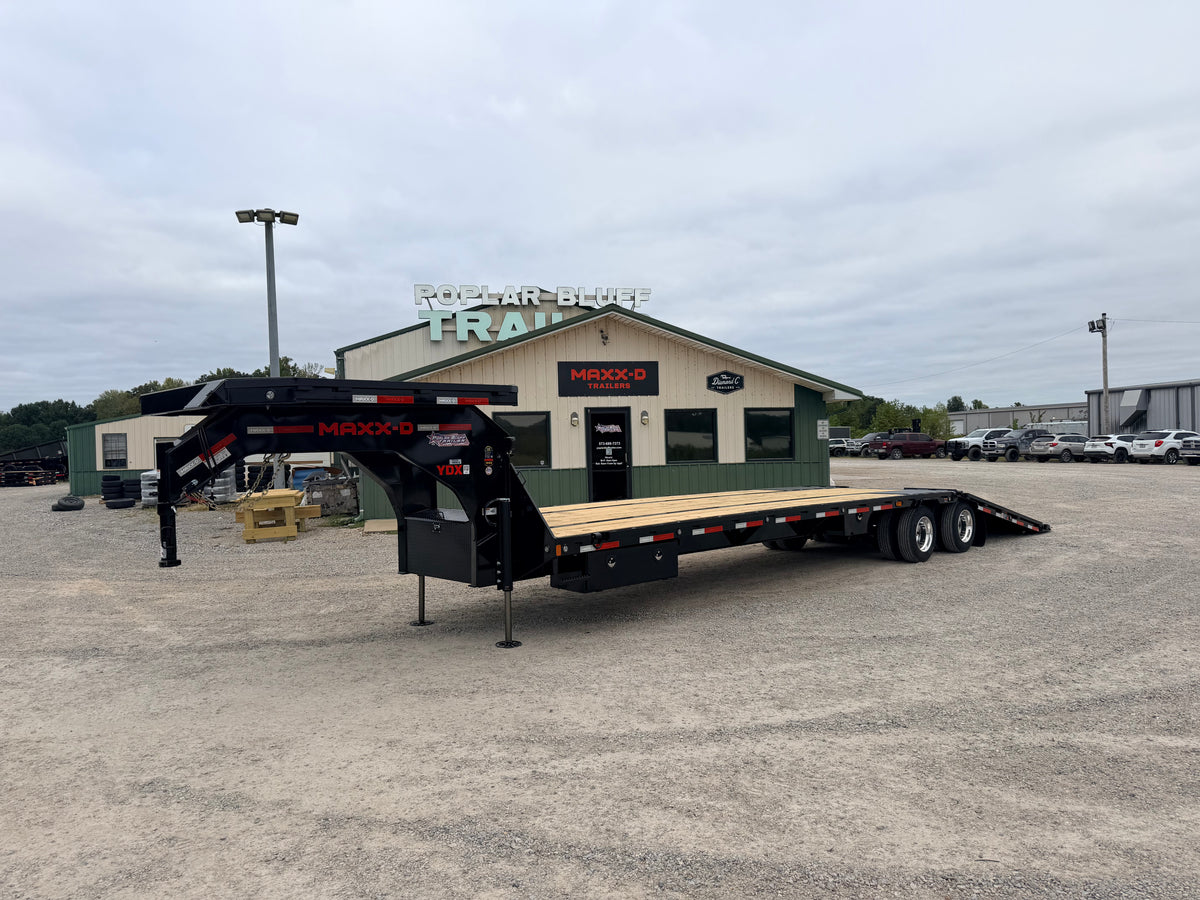 2027 New MAXX-D Gooseneck Equipment Trailer | 36' x 102" | 25990 GVWR | Hydraulic Dovetail | 16K Disc Brakes | YDX10236