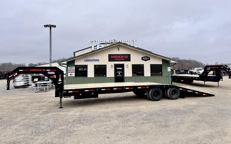 2026 New Maxx-D Gooseneck Trailer | 32' x 102" | 25,990 LB GVWR | Hydraulic Dovetail | Engineered Frame | YDX10232