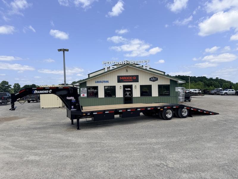 2026 New Diamond C Gooseneck Trailer | 32' x 102" | 25900 lbs GVWR | Hydraulic Dovetail | 12k EOH Disc Brake Axles | FMAX212 2.0