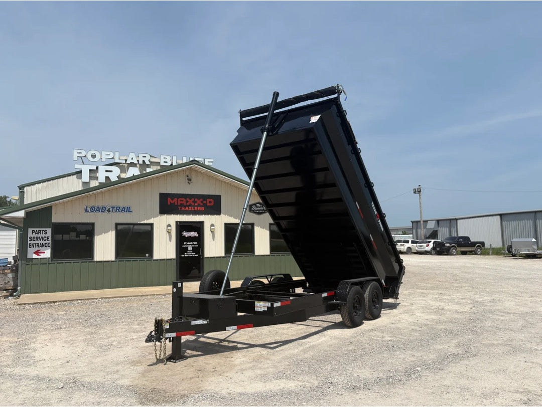 4 Best Dump Trailers for Skid Steer: Size, Price & Brands