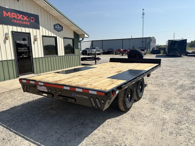 4 Best Flatbed Trailers for Pickup Trucks: Sizes, Brands & Price