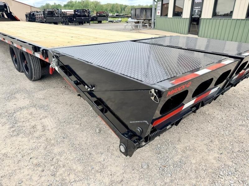 3 Best Gooseneck Trailers for Skid Steers: Specs, GVWR & Price