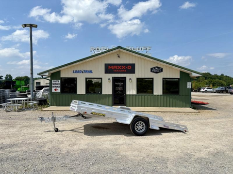 3 Best Trailers for a Compact Tractor: Sizes, Types & GVWR