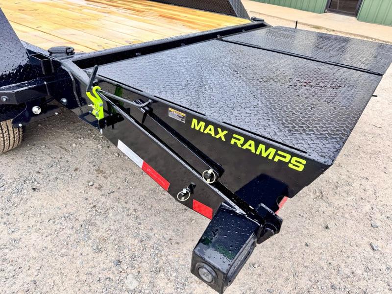3 Best Trailers for Track Loaders: Specs, GVWR & Price