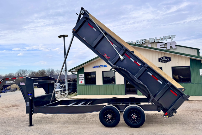 MAXX-D vs Diamond C Dump Trailers: Specs, Price & Reviews