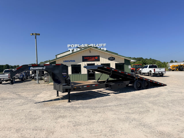 2026 New Diamond C Gooseneck Tilt Trailer | 30' x 102" | 23k GVWR | Deckover | DET210GN