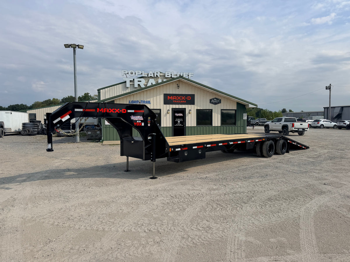 2027 New MAXX-D Gooseneck Trailer | 102" x 34' | 25,990 GVWR | Hydraulic Dovetail | 16k Disc Brakes | YDB10234