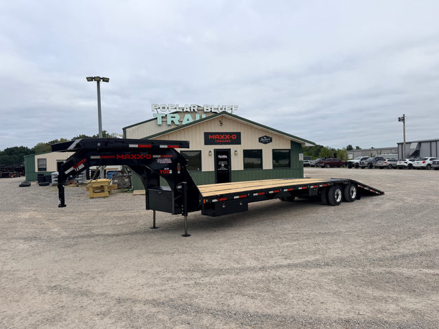 2027 New MAXX-D Gooseneck Trailer | 36' x 102" | 25990 lb GVWR | Hydraulic Dovetail | 16K Disc Brakes | YDX10232