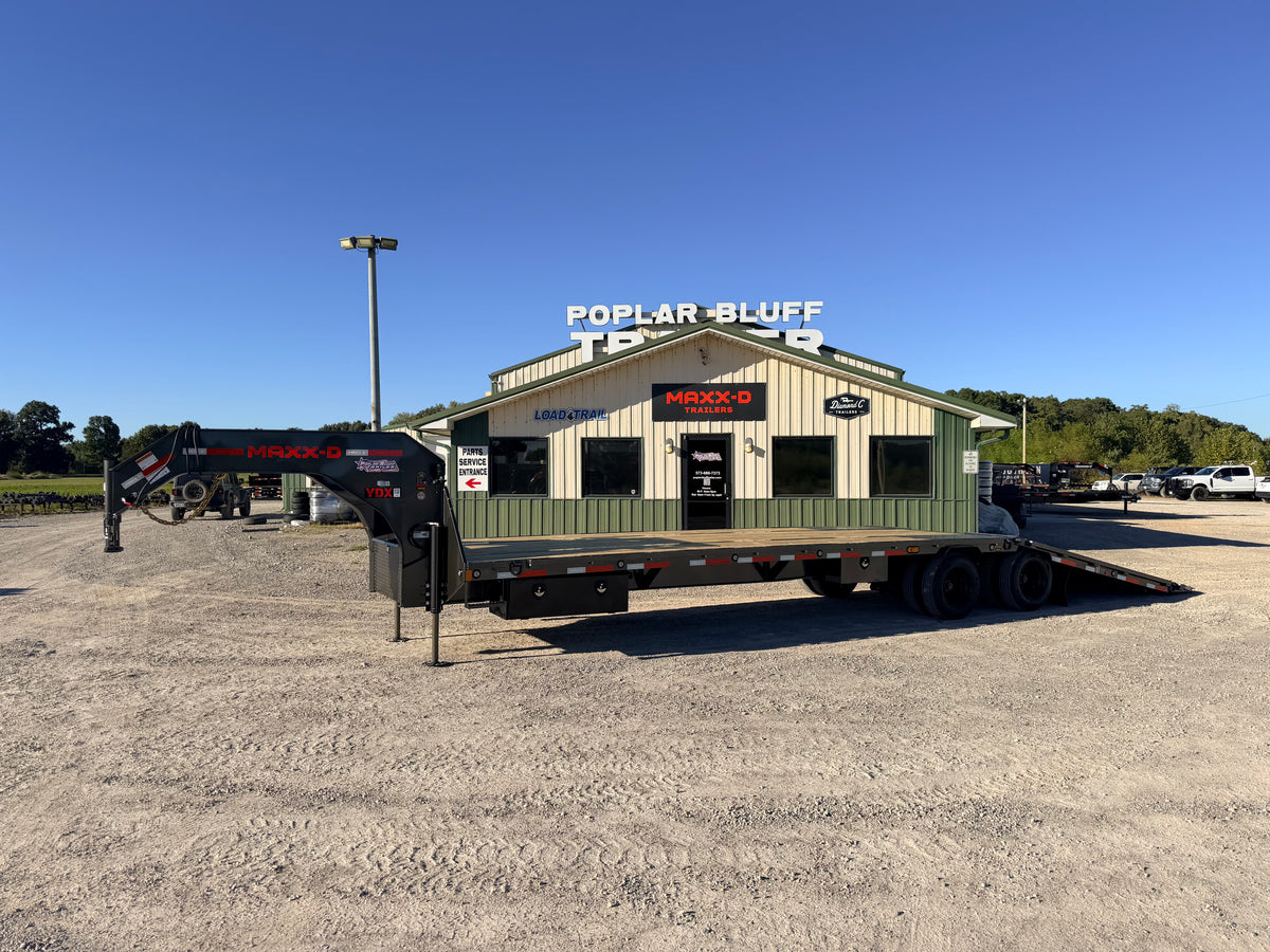 2027 New MAXX-D Gooseneck Trailer | 102" x 34' | 25,990 GVWR | 12' Hydraulic Dovetail | 16k Disc Brakes | YDB10234