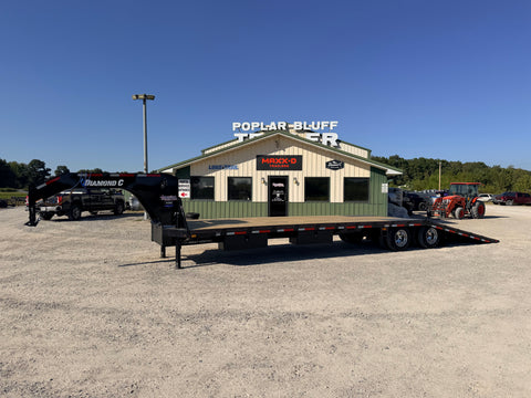 2026 New Diamond C Equipment Trailer | 35' x 102" | 25,900 GVWR | Hydraulic Dovetail | 12K EOH Disc Brakes | FMAX212 2.0