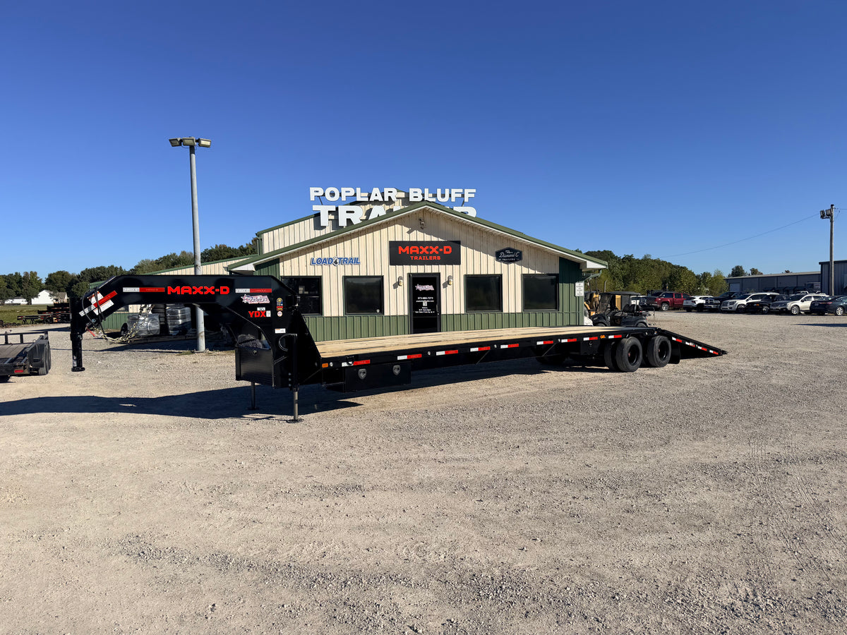 2027 New MAXX-D Gooseneck Trailer | 40' x 102" | 25,990 GVWR | Hydraulic Dovetail | 16K EOH Axles | YDB10240