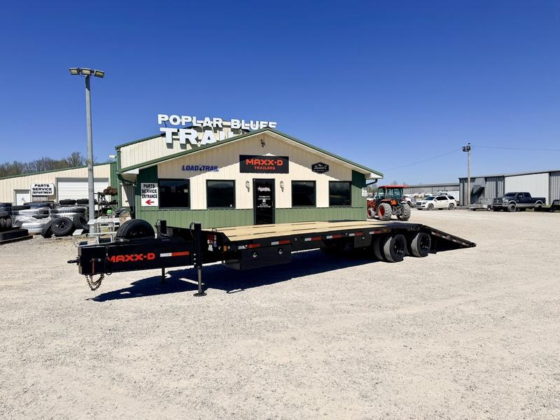 2026 New Maxx-D Tilt Trailer | 32' x 102" | 25,990 GVWR | Hydraulic Dovetail | 15k Disc Brakes | YDX10232P